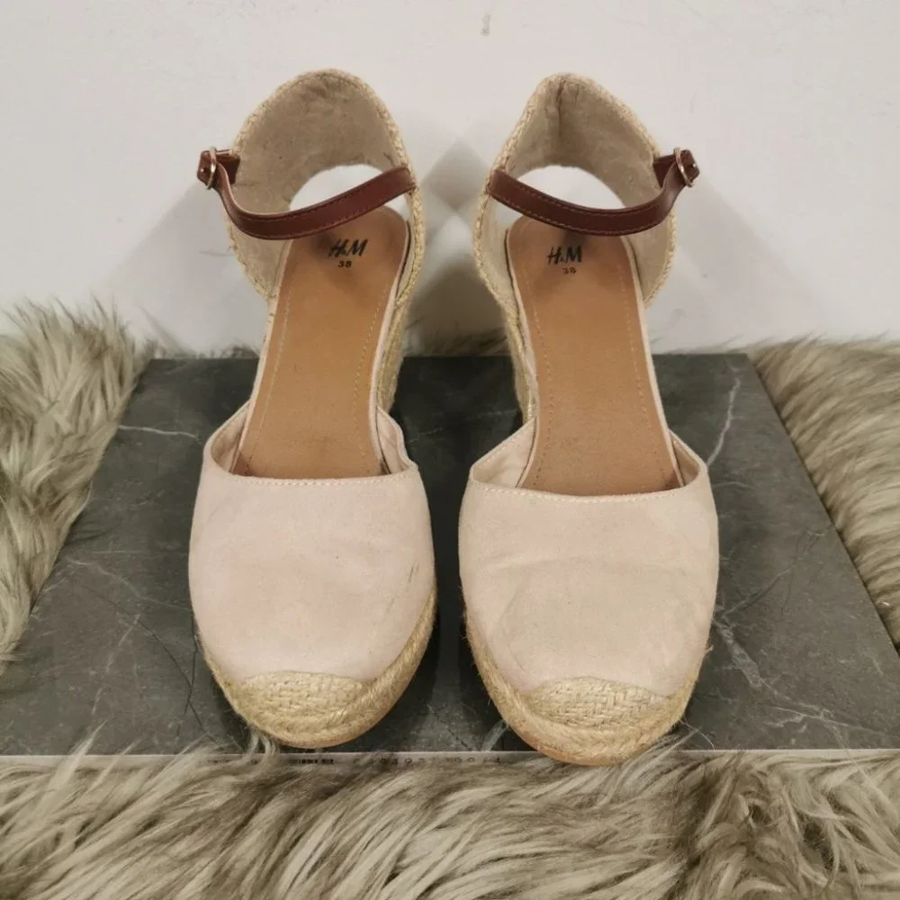 H&M Wedges - Picture 3 of 8
